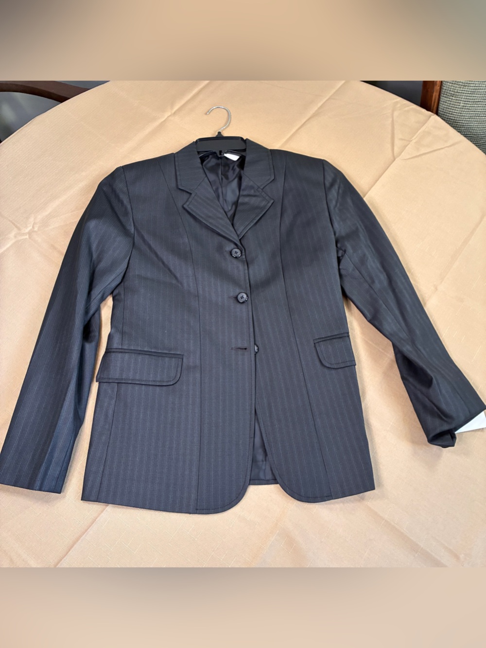 New Ovation Women's Dark Gray Pinstripe Blazer Suit Jacket 10 Regular